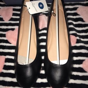Black Flats SIZE 9